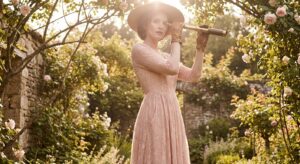 The Seamstress & The Spy: Spring Spy Outfit Ideas for Espionage!